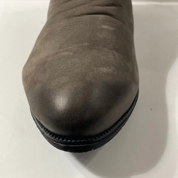 Bueno "NWOB" Maude Grey/Brown Nubuck Snake Embossed Boots Size 7.5 - Picture 11 of 13